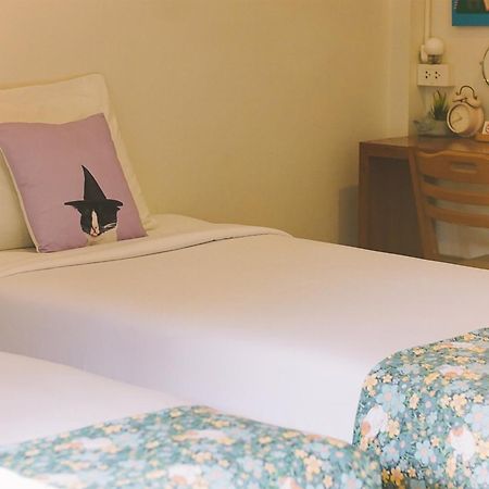 Sleepy House Chiang Rai Bed & Breakfast エクステリア 写真