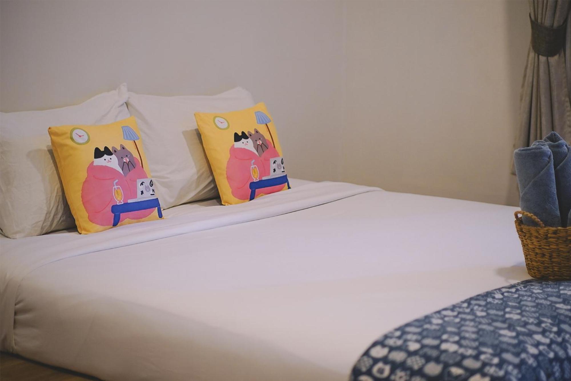 Sleepy House Chiang Rai Bed & Breakfast エクステリア 写真