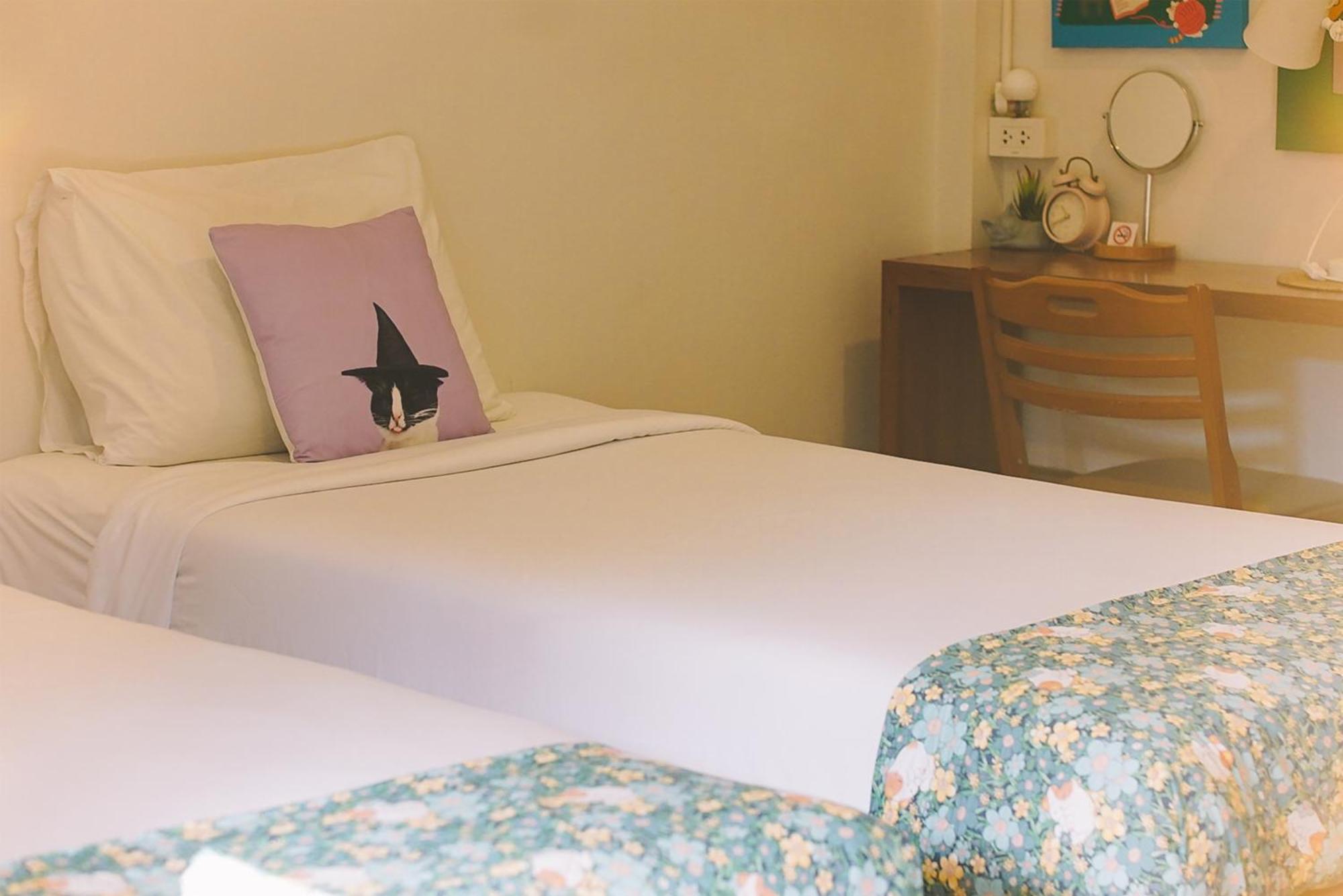 Sleepy House Chiang Rai Bed & Breakfast エクステリア 写真