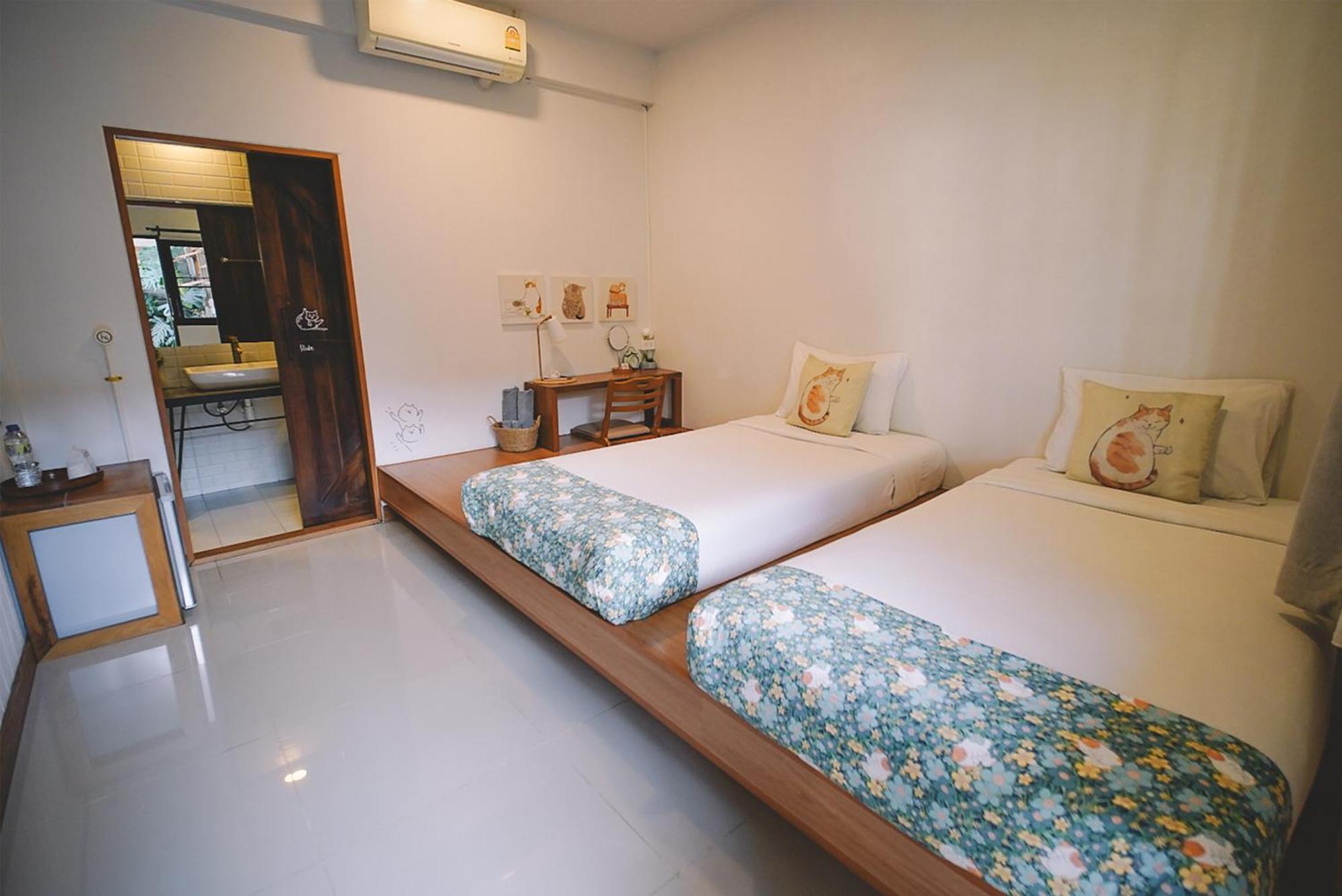 Sleepy House Chiang Rai Bed & Breakfast エクステリア 写真